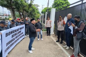 Forum Masyarakat Cinta Palembang Gelar Aksi Damai, Soroti Dugaan Reklame Rokok PT HM Sampoerna Tanpa Izin