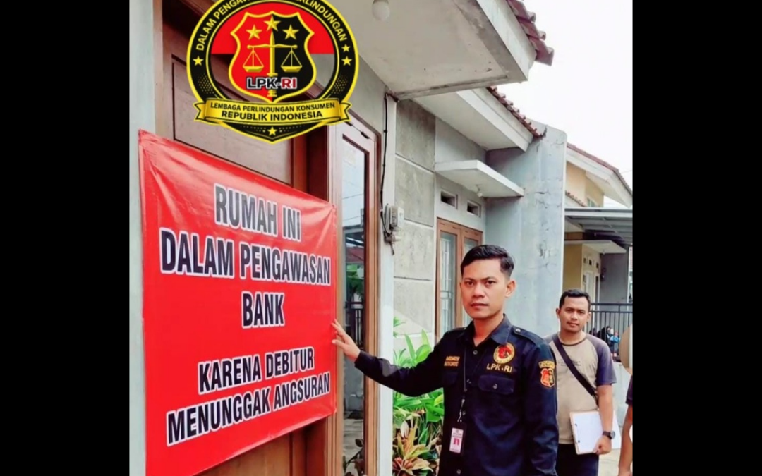 Teror Gaya Baru , Rumah Debitur Dipermalukan dengan Stiker /Bener : LPK-RI Mengecam Keras ” Ini Intimidasi Berkedok Penagihan”.