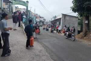 Front PSII Sukabumi Berbagi Takjil di Palasarigirang, Wujud Kepedulian Sosial Ramadan