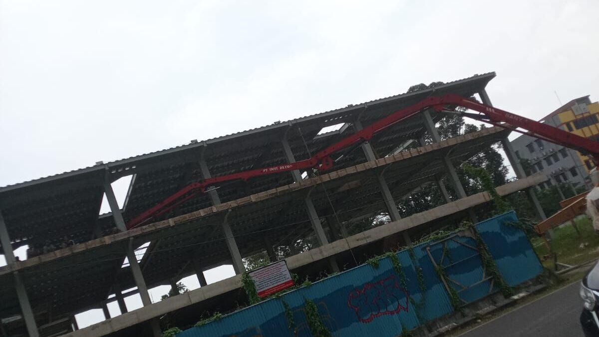 “Simpang 4 Rajawali Disorot! Dugaan Bangunan Langgar Aturan Tuai Sorotan Warga”