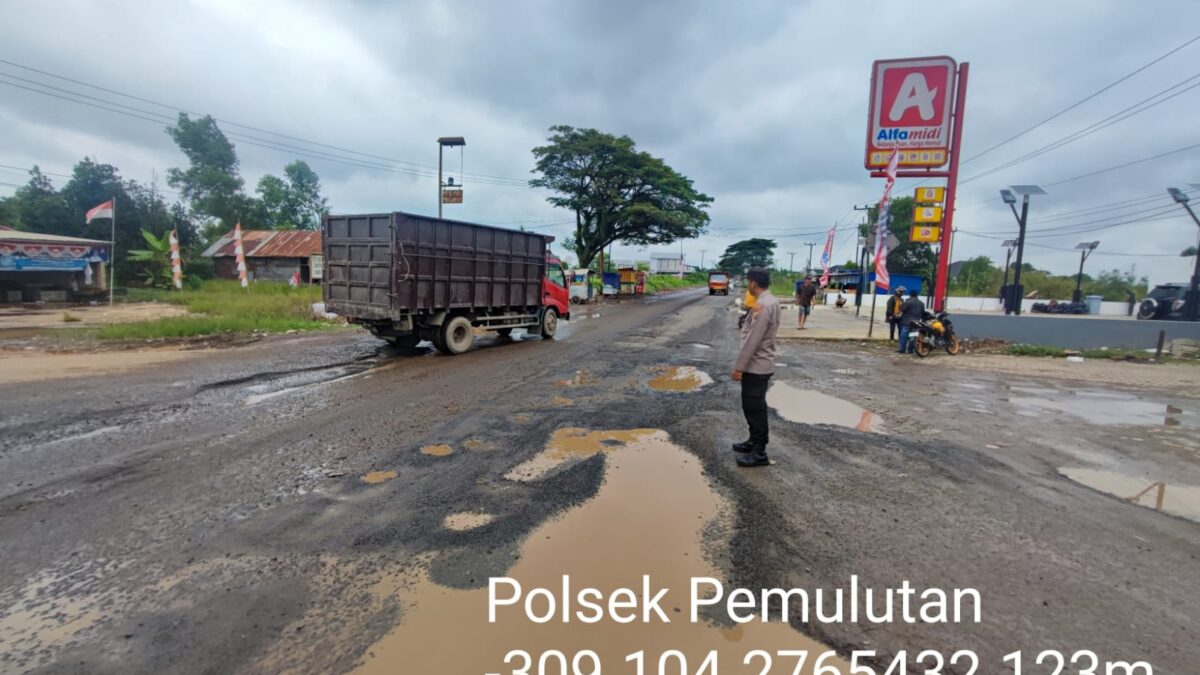 Polsek Pemulutan Ogan ilir Perketat Pengawasan Pagi Hari, Strong Point Digelar Di Titik Rawan Dan Jalan Rusak