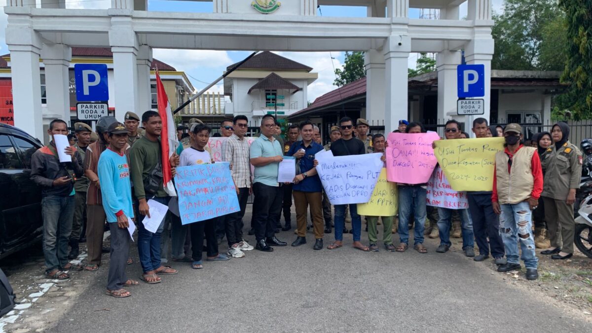 Puluhan Massa APMMPH Sumsel Laporkan Dugaan Korupsi ke Kejari Banyuasin