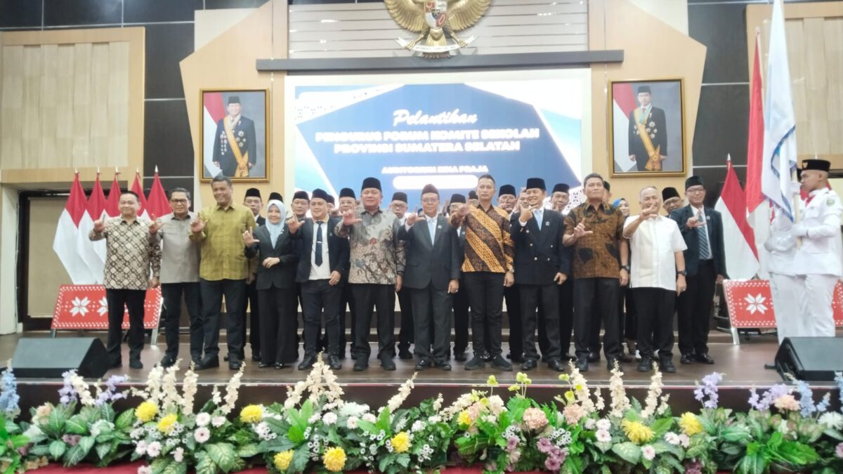 Pelantikan Pengurus Forum Komite Sekolah Provinsi Sumsel Periode 2026 – 2029 , Herman Deru Sampaikan Pesan Penting