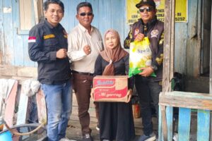 Rumah Ibu Syarifah Memprihatinkan, Martin Desak Pemerintah Segera Berikan Bantuan Perbaikan