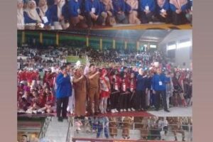 Ribuan Penonton Padati GOR Bukit Tunjuk Saksikan Lomba Drumband SMP se-Lahat