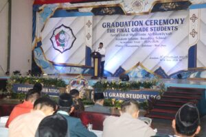 WISUDA SANTRI PONPES ASSALAM PUTRA, SELAIN ILMU AGAMA WABUP MINTA PERDALAM SAIN DAN TEKNOLOGI