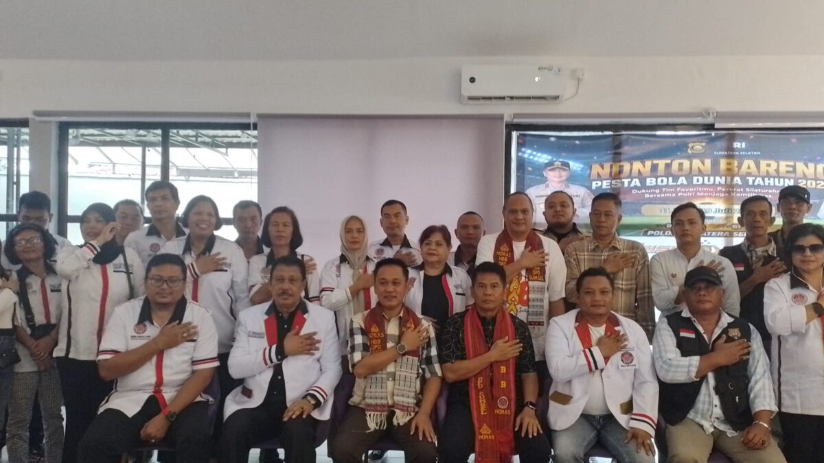 DIREKTORAT INTELKAM POLDA SUMSEL, MENGADAKAN NONTON BARENG ORMAS-ORMAS SESUMSEL DI ENS CAFE.
