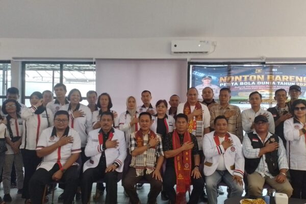 DIREKTORAT INTELKAM POLDA SUMSEL, MENGADAKAN NONTON BARENG ORMAS-ORMAS SESUMSEL DI ENS CAFE.