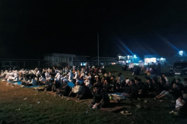 Ribuan Warga Padati Pawai Obor 1 Muharram, Kalapanunggal Bergema Syiar Islam