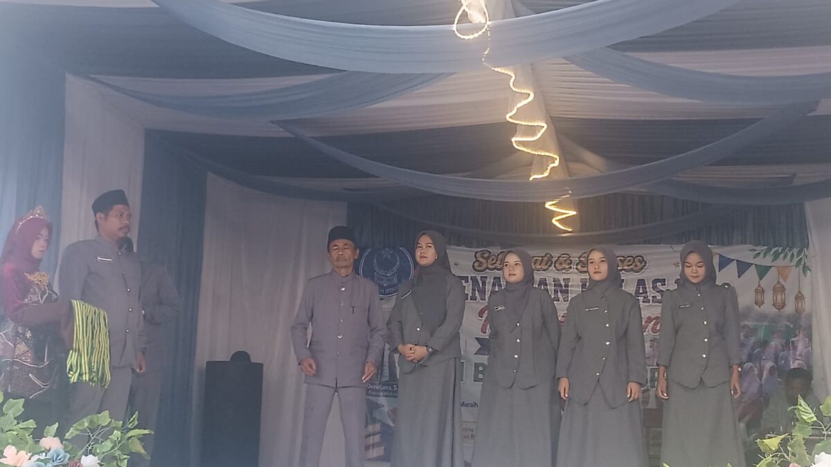 Kemeriahan Kenaikan Kelas dan Perpisahan MI BPPI Cibungur, Wujudkan Generasi Berprestasi Berlandaskan Iman dan Taqwa