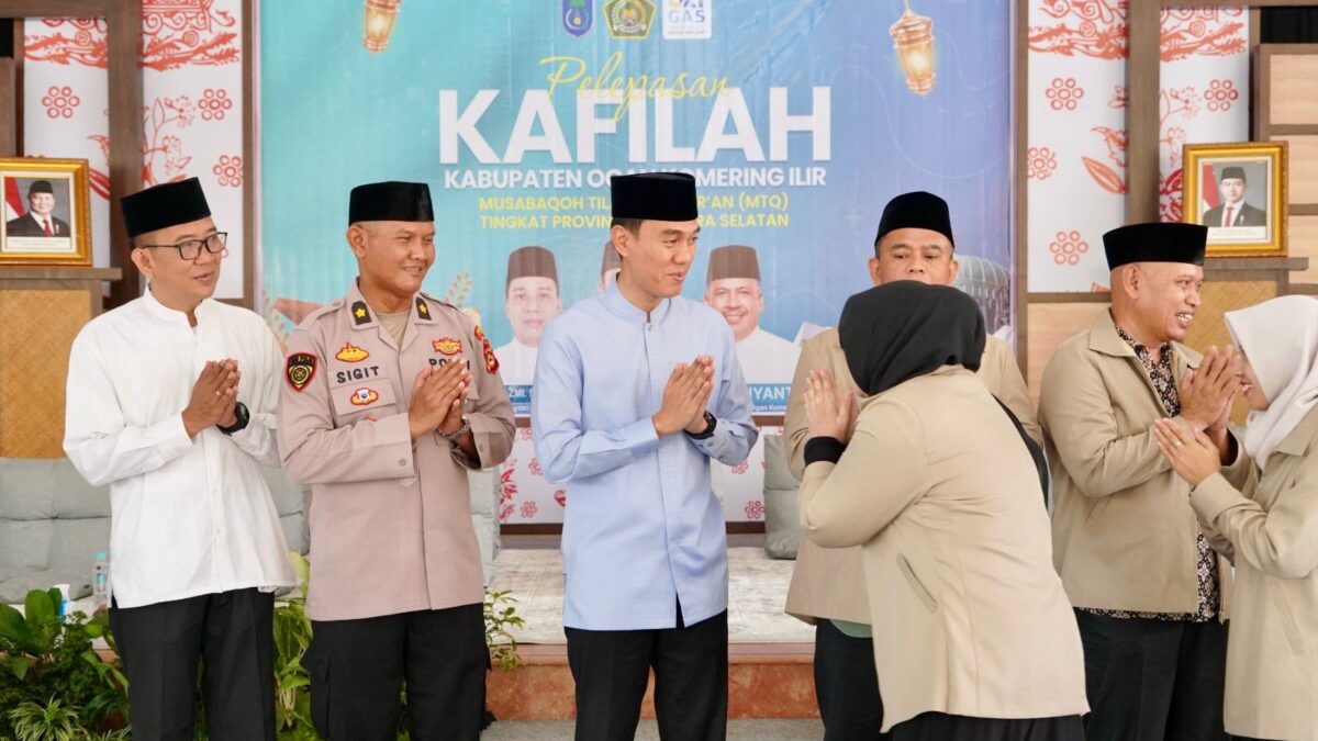 Lepas Kafilah MTQ XXXI Sumsel, Bupati OKI: Prestasi Penting, Akhlak Lebih Utama