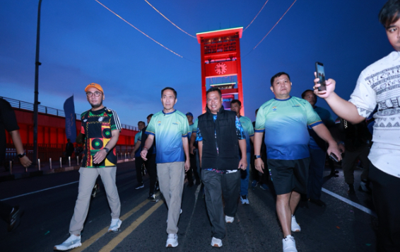 Sambut HUT Kota Palembang ke-1343, Ribuan Pelari dari 140 Daerah Ramaikan Mandiri Ampera Tourism Run