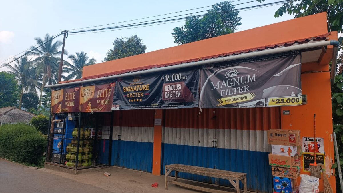 Diduga Dibobol Lewat Atap, Toko Grosir di Kalapanunggal Rugi Rp10 Juta