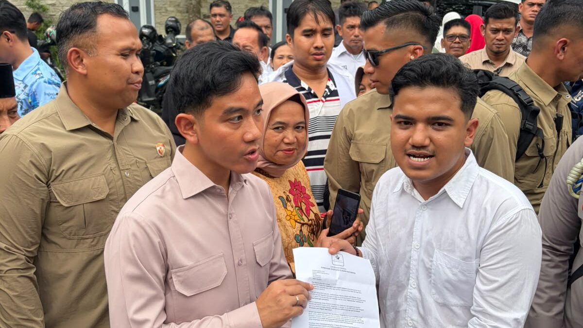 Adjie Minta Wapres Selamatkan Candi Muaro Jambi, Gibran Minta Gubernur dan APH Usut Dalangnya