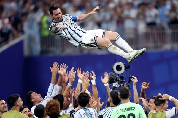 Argentina Bangkit, Taklukkan Mesir 3-2 dan Amankan Tiket Perempat Final