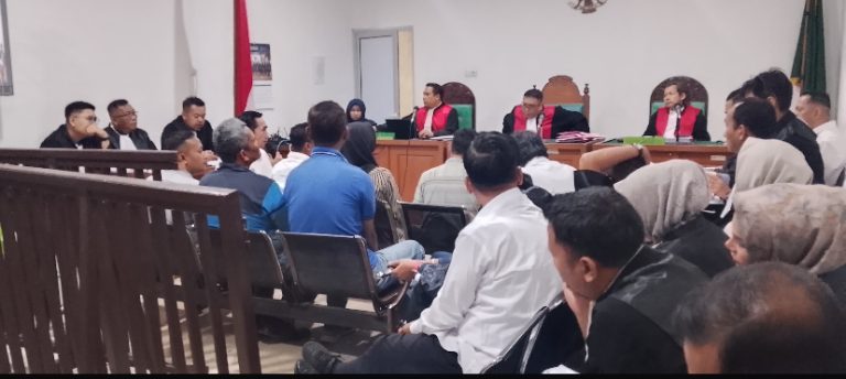 Sidang Korupsi Disperkimtan Diwarnai Saling Bantah, Hartono dan Yunita Bersilang Keterangan soal Rp250 Juta