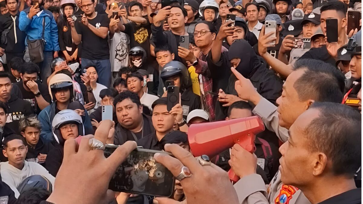 Kapolrestabes Temui Massa PSHT, Janjikan Proses Hukum, Aksi Berakhir Kondusif