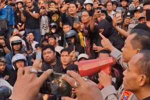 Kapolrestabes Temui Massa PSHT, Janjikan Proses Hukum, Aksi Berakhir Kondusif