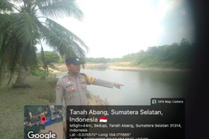 Polsek Tanah Abang Pantau Debit Sungai Lematang, Belum Ada Desa Terdampak Banjir