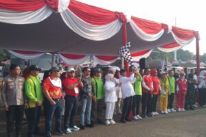 Pawai Pembangunan HUT RI ke-81 Meriah, Wakapolres Lahat Hadir