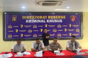 Dibuntuti Polisi dari SPBU, 5.350 Liter Solar Ditemukan di Gudang Palembang, 3 Orang Ditangkap
