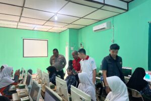 Polres OKI Edukasi Siswa SMA 3 Unggulan Kayuagung soal Penggunaan AI