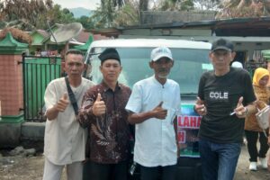 Ikatan Empat Lawang Lahat Salurkan Bantuan untuk Korban Kebakaran Desa Landur