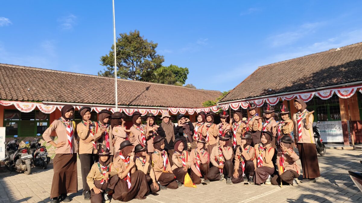 Siswa SMP Islam Al Bashry Tunjukkan Disiplin di LKBB SCALA II 2026