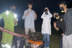 DURIKO Ubah Kulit Durian Jadi Bahan Epoksi untuk Papan Komposit