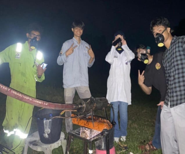 DURIKO Ubah Kulit Durian Jadi Bahan Epoksi untuk Papan Komposit