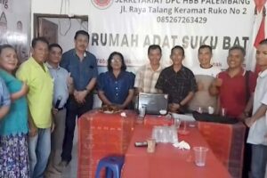 DPC Horas Bangso Batak Kota Palembang Merayakan Ulang Tahun Bendaharanya