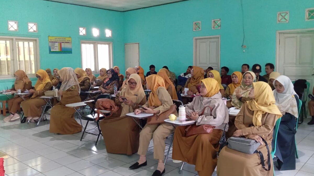 PC PGRI Kalapanunggal Gelar Pembinaan 42 ASN PPPK Penuh Waktu