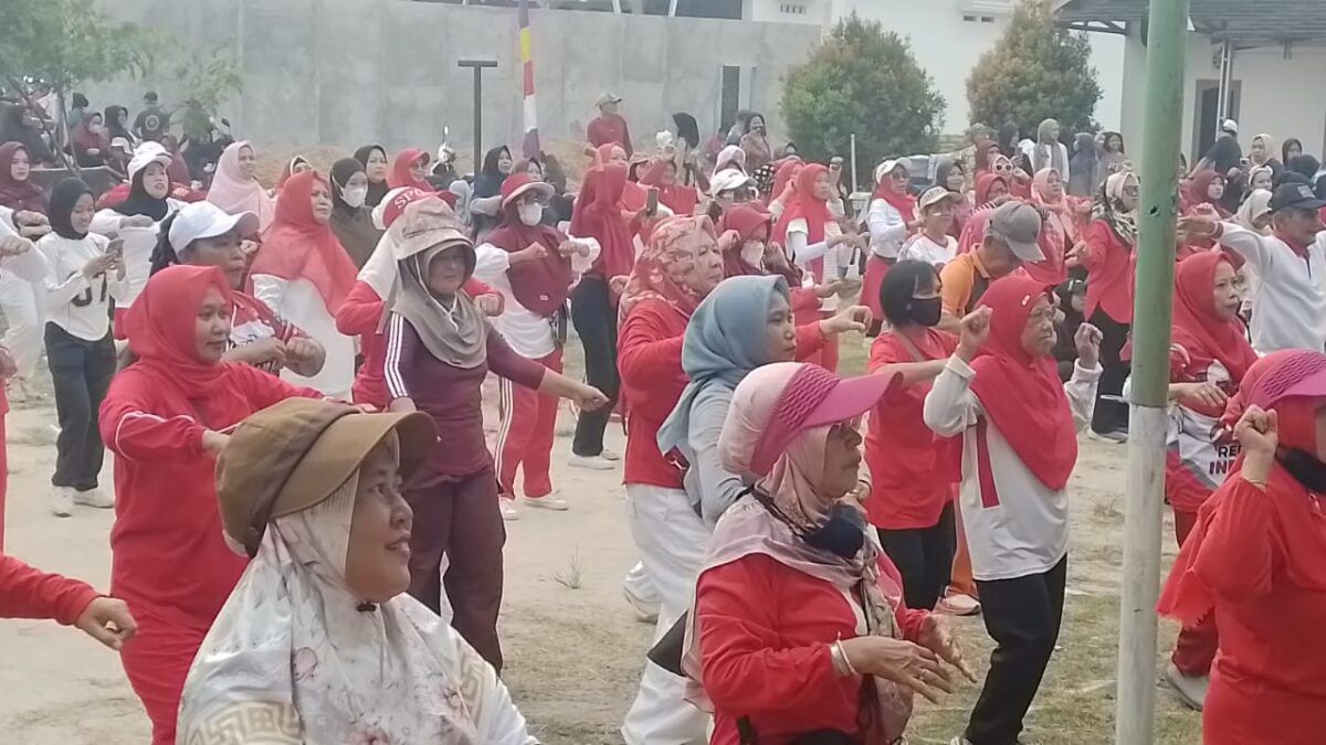 Jalan Sehat dan Karnaval Meriahkan HUT RI ke-81 di Lingkungan Swadaya Sukajadi