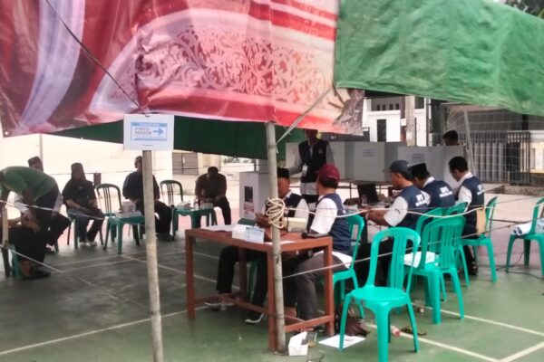 Hasil Sementara Pilkades Karang Satria: Bang Emon Unggul 10.778 Suara