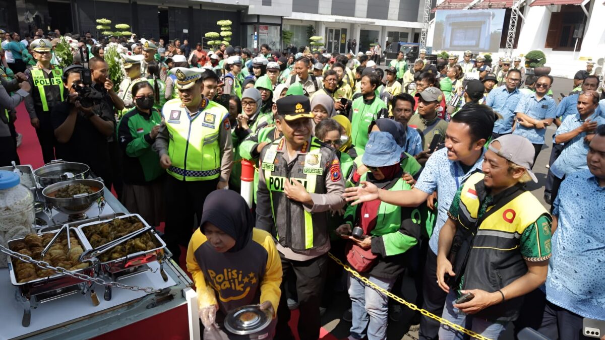 Apel Ojol Jogo Jatim, Polisi Dorong Pengemudi Jadi Pelopor Keselamatan Berlalu Lintas