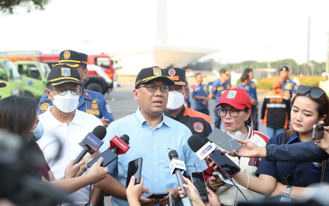 Antisipasi Abu Anak Krakatau, Pemprov DKI Semprot Water Mist di Lima Wilayah Jakarta