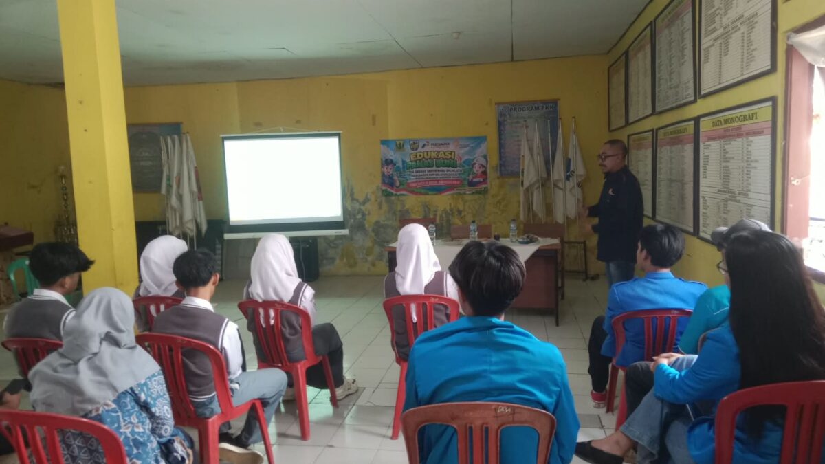 Star Energy Geothermal Salak Edukasi Pemuda Kalapanunggal soal Energi Panas Bumi