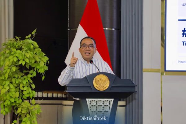 Mendiktisaintek Soroti Ketimpangan Ekonomi, Ajak Mahasiswa Berpikir Berbasis Data