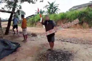 Dugaan Berkedok Pungli Pos Desa Di Jalan Pertamina Bentayan Muba, Kades Bantah Dan Polsek Sudah Tertibkan