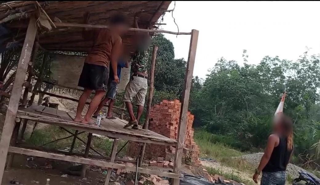 Polsek Tungkal Jaya Tertibkan Pos yang Dikeluhkan Jadi Lokasi Dugaan Pungli di Akses Jalan Pertamina Bentayan